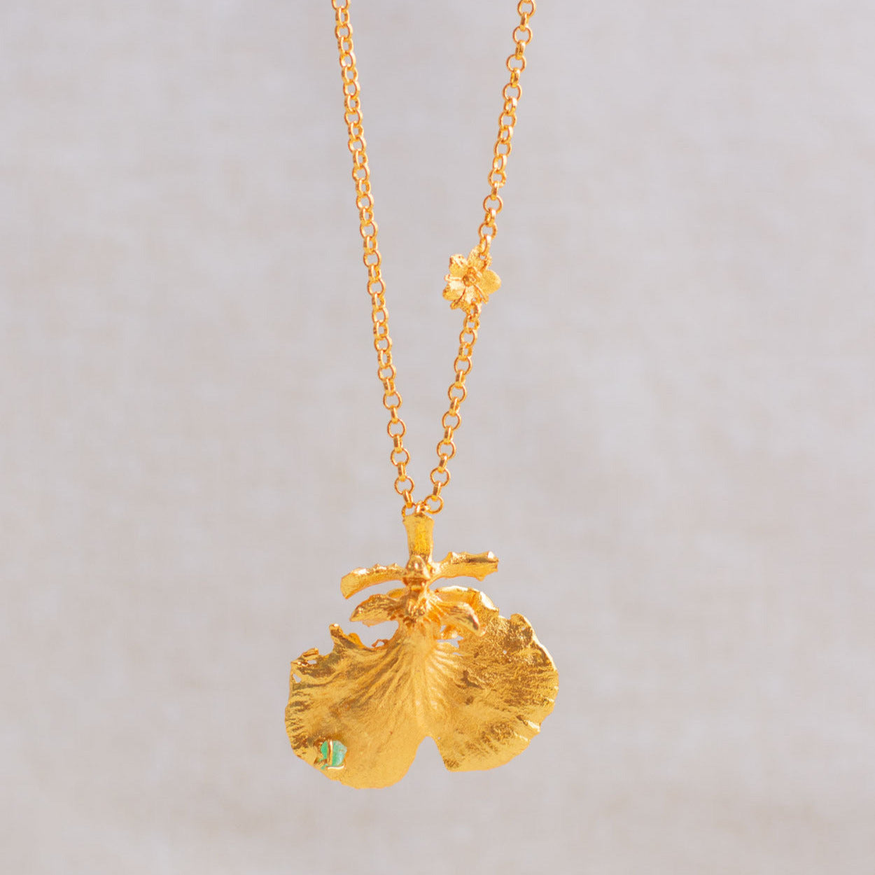 Collar Orquidea Dama Danzante