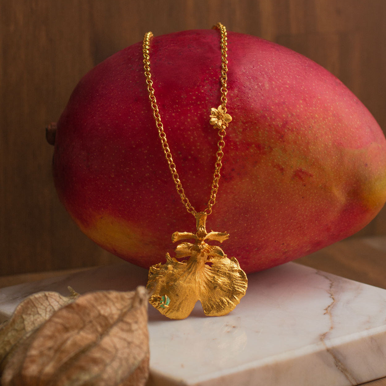 Collar Orquidea Dama Danzante