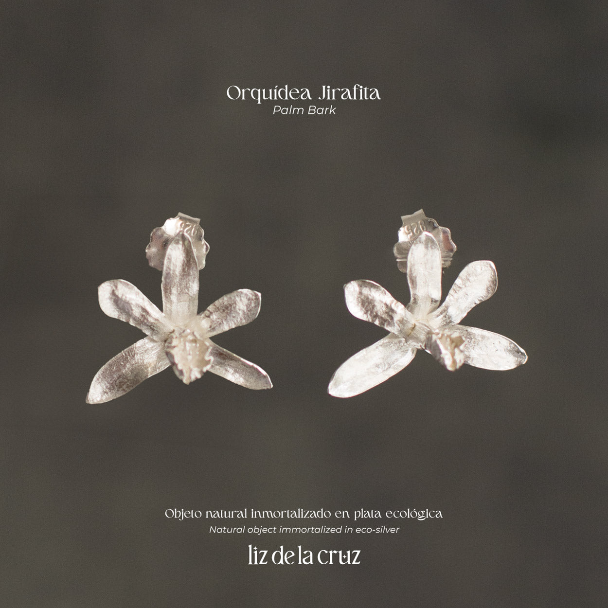 Aretes topo Orquídea Jirafita en plata ecológica diseño natural hecho a mano joyería única sostenible