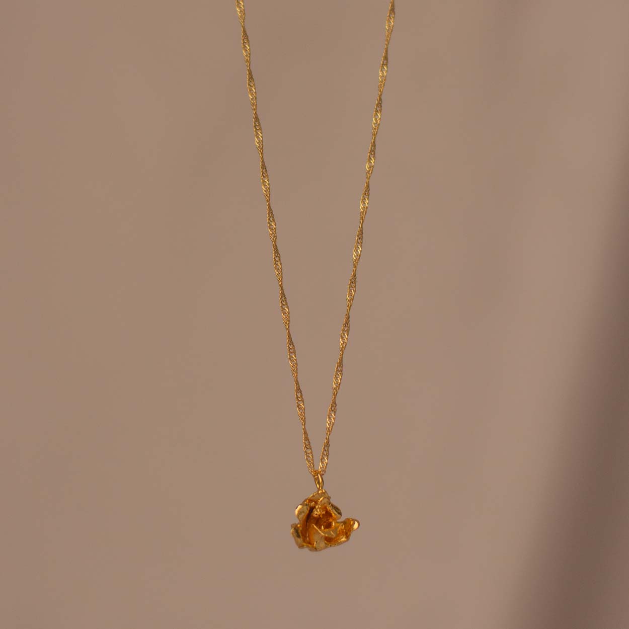 Collar Gargantilla Orquidea Maxilaria