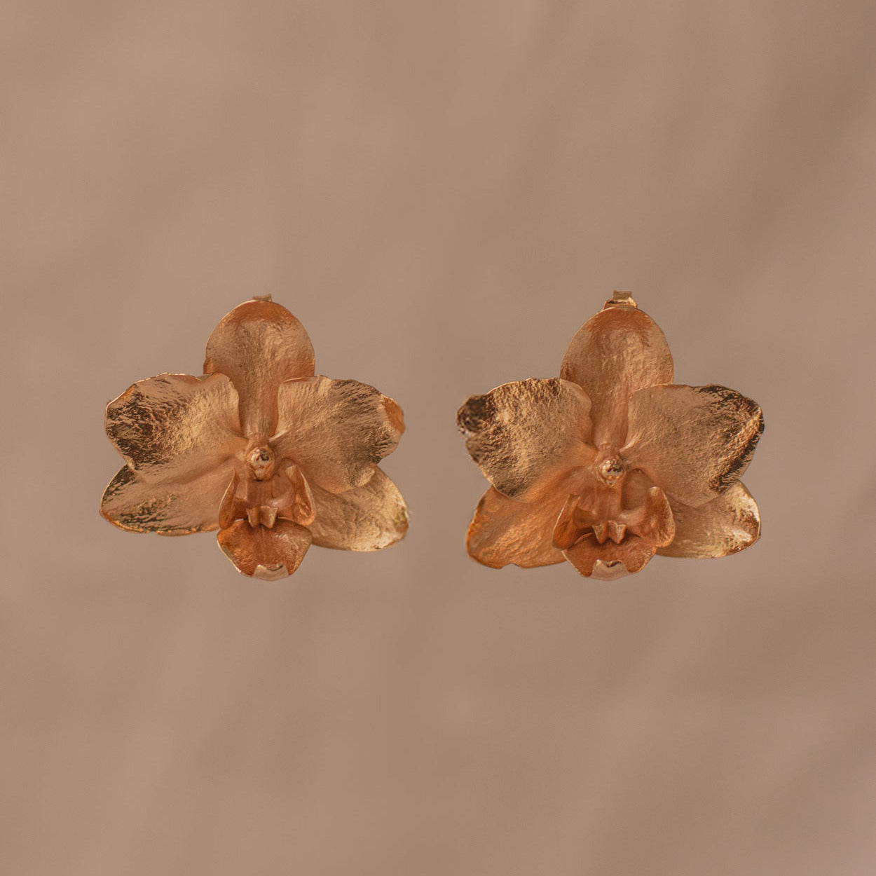 Aretes Topo Orquidea Phalaenopsis Baby