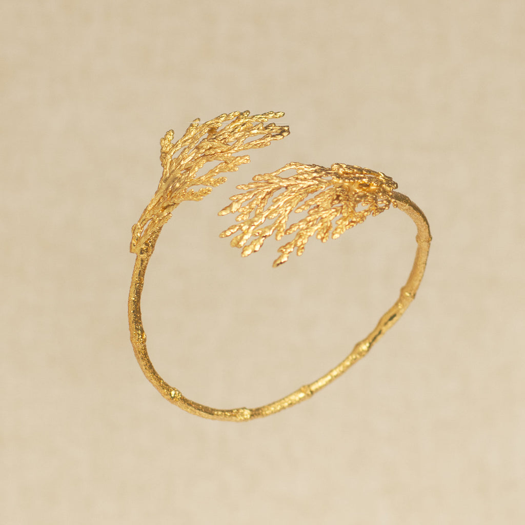 Brazalete Dos Hojas Pino