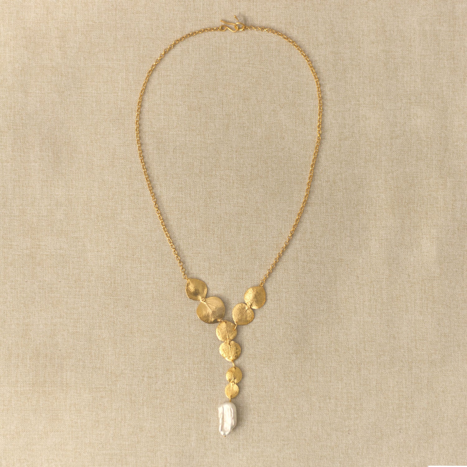 Collar Cuatro Eucaliptos Perla Barroca