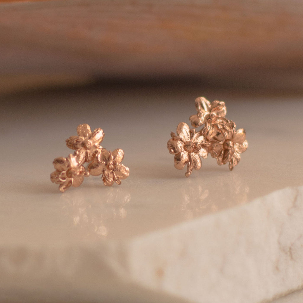 Aretes Topo Ramita Mini Flor Sauco