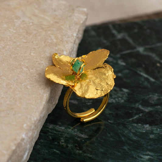 Anillo Hortensia Mediana Con Esmeralda Natural
