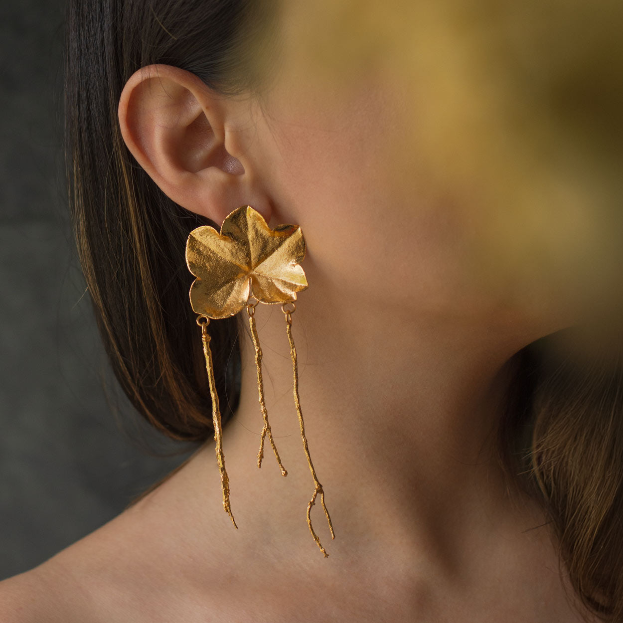 Aretes Largos Hoja Hiedra & Ramitas de Pino