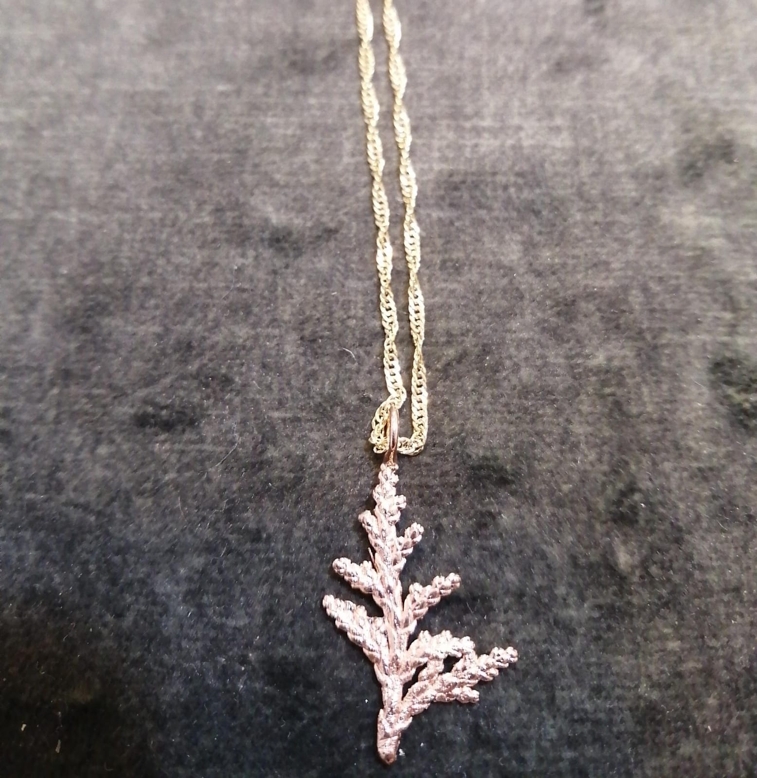 Collar Mini Hoja Basic