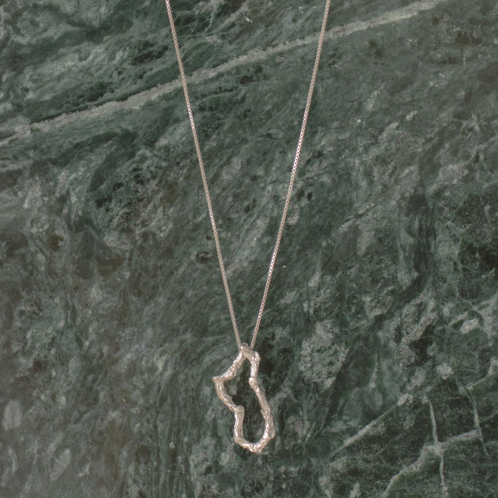 Collar Gargantilla Aro Mini Ramita Palma Plata