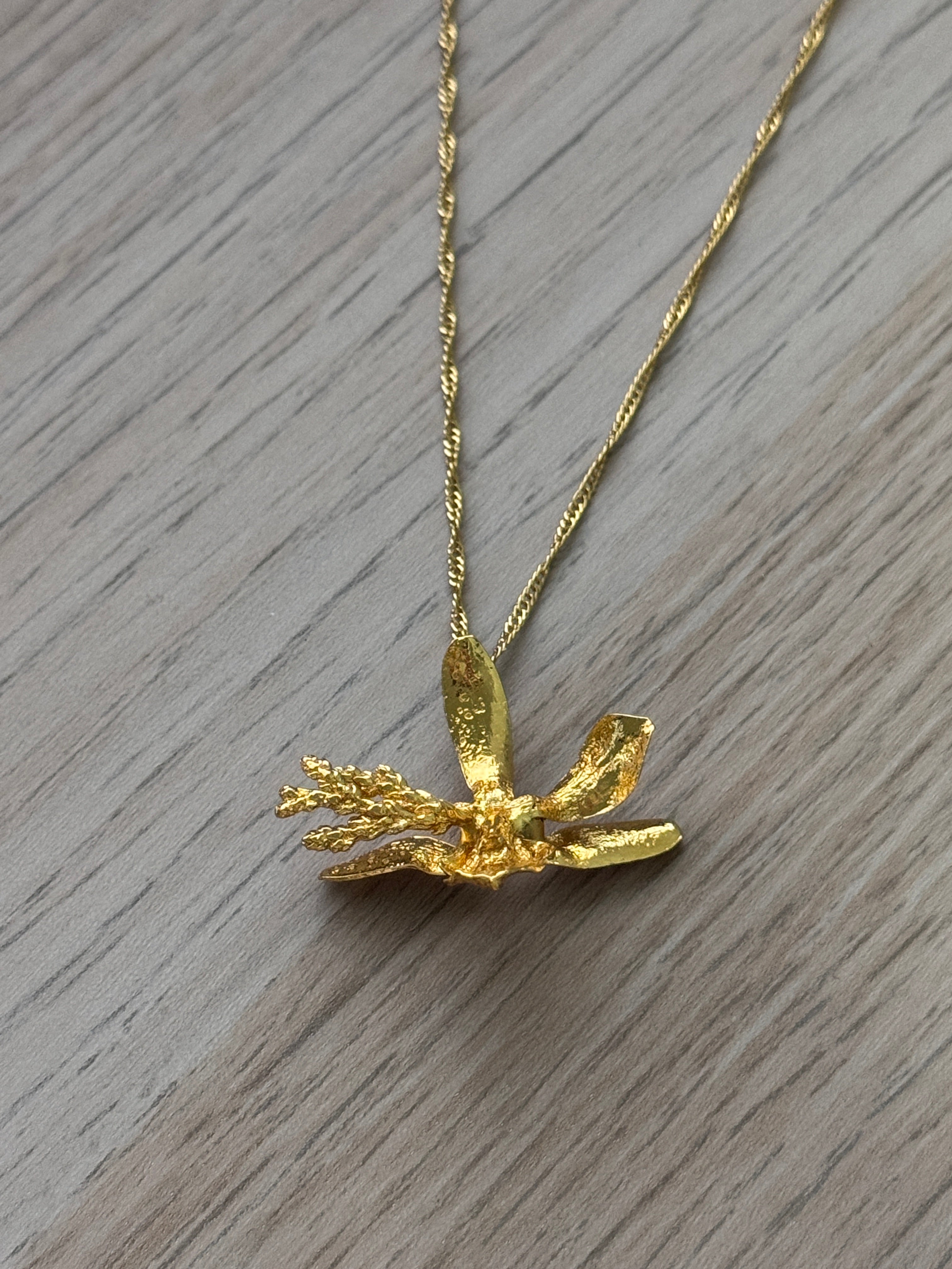 COLLAR ORQUIDEA P SCEPTRA