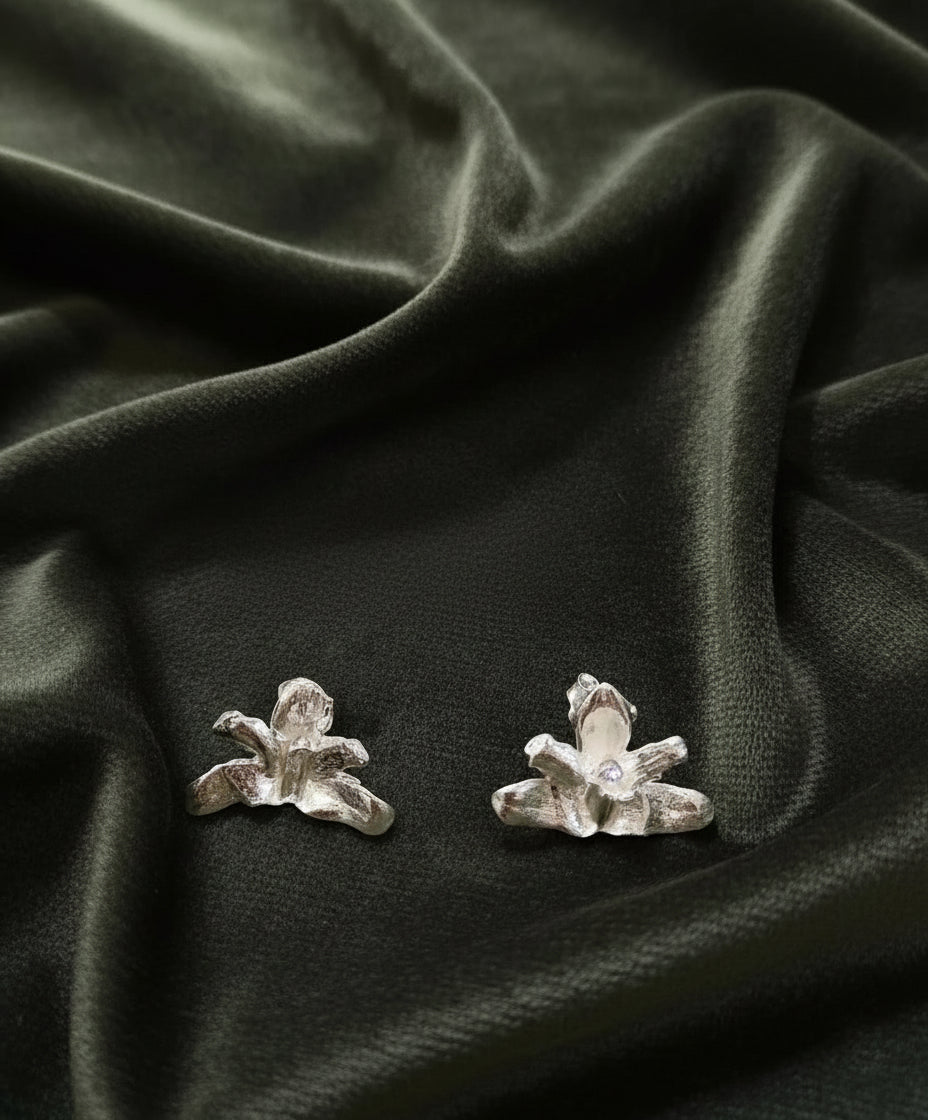 Aretes Topo Orquidea Maxilaria Plata Eco