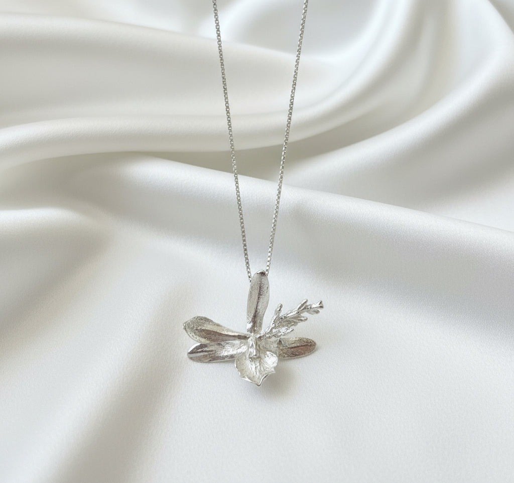 Gargantilla Orquidea Prosthechea Sceptra Plata Eco