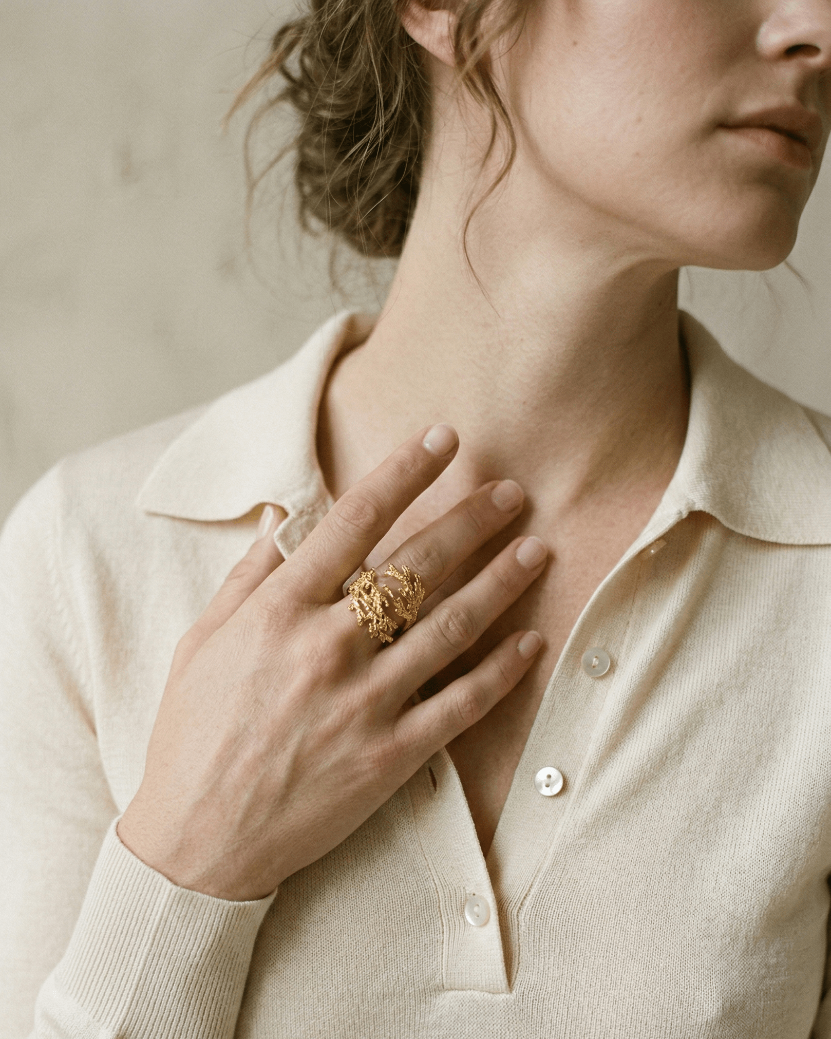 Anillo Mini Hoja Pino - Joyería Botánica | Liz de la Cruz