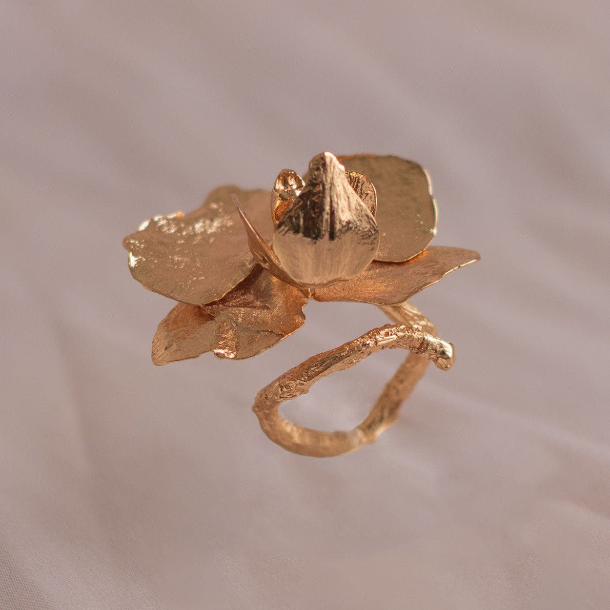 Anillo Orquidea Phalaenopsis Baby Ramita - Joyería Botánica | Liz de la Cruz