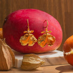 Aretes Candonga Orquidea Dama Danzante Esmeralda - Joyería Botánica | Liz de la Cruz