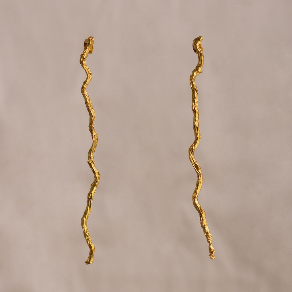 Aretes Large Ramita Palma Coco - Joyería Botánica | Liz de la Cruz