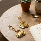 Aretes Largos Orquidea Dama Danzante Esmeralda - Joyería Botánica | Liz de la Cruz