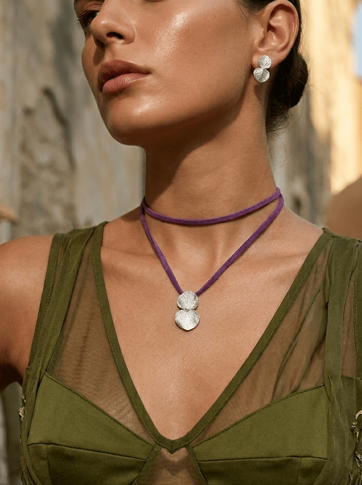 Aretes Topo Eucalipto Plata Ecológica - Joyería Botánica | Liz de la Cruz