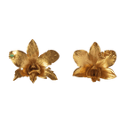 Aretes Topo Orquidea Dendrobium Esmeralda Sauco - Joyería Botánica | Liz de la Cruz