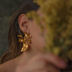 Aretes Topo Orquidea Encyclia Cordigera - Joyería Botánica | Liz de la Cruz