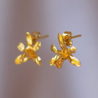 Aretes Topo Orquidea Jirafita - Joyería Botánica | Liz de la Cruz