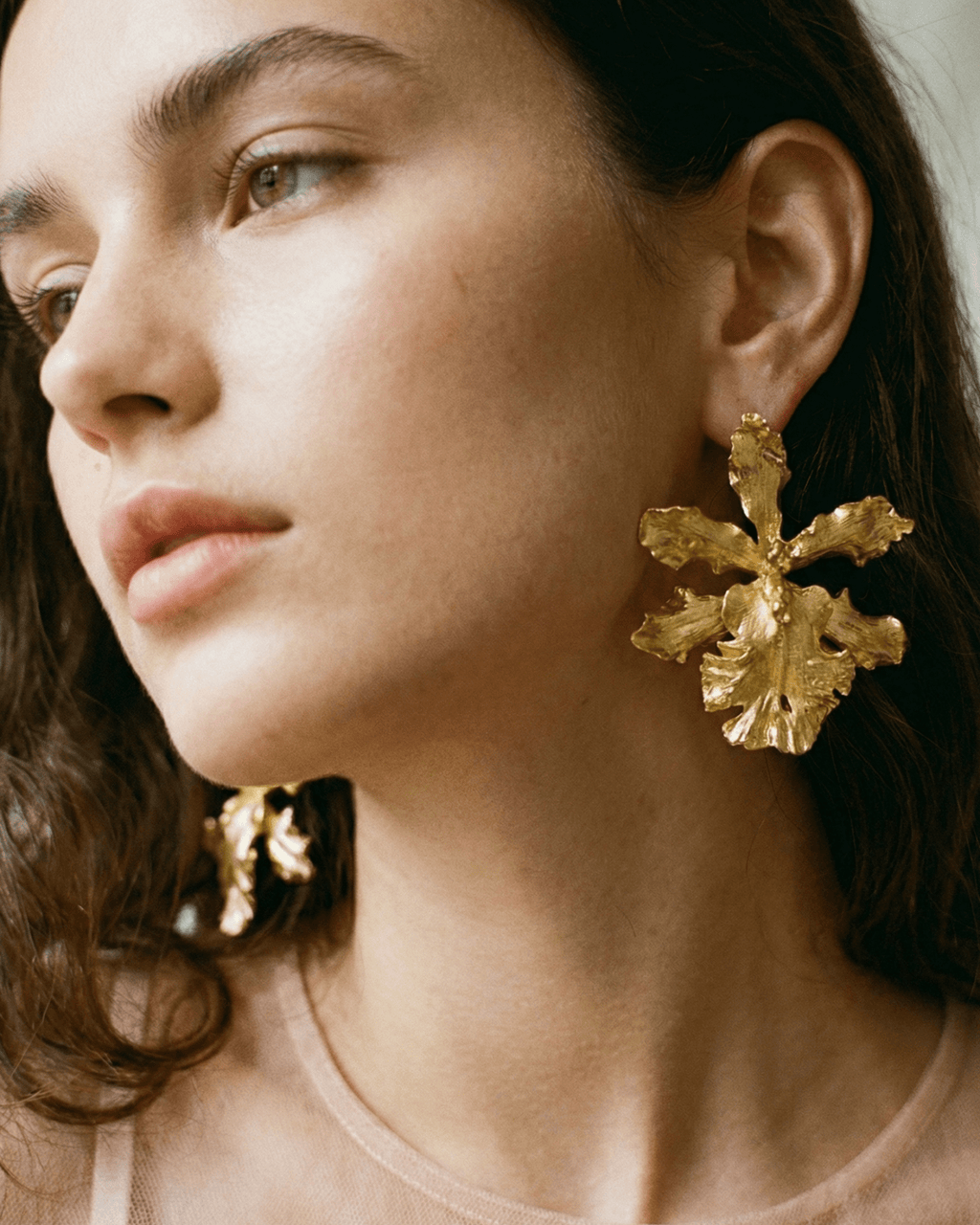 Aretes Topo Orquidea Odontoglossum Exótica - Joyería Botánica | Liz de la Cruz