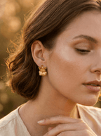 Aretes Topo Orquidea Tolumnia - Joyería Botánica | Liz de la Cruz