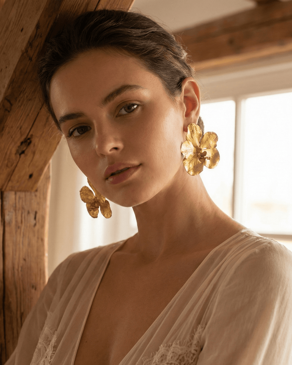 Aretes topo Orquidea Vanda Maxi Esmeralda - Joyería Botánica | Liz de la Cruz