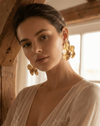 Aretes topo Orquidea Vanda Maxi Esmeralda - Joyería Botánica | Liz de la Cruz