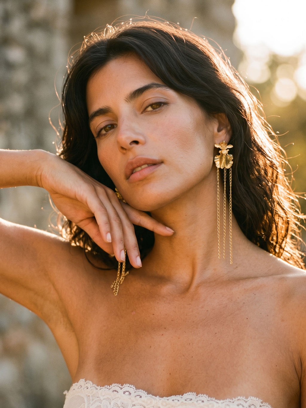 Aretes Largos Orquidea Dama Danzante con Cadenas