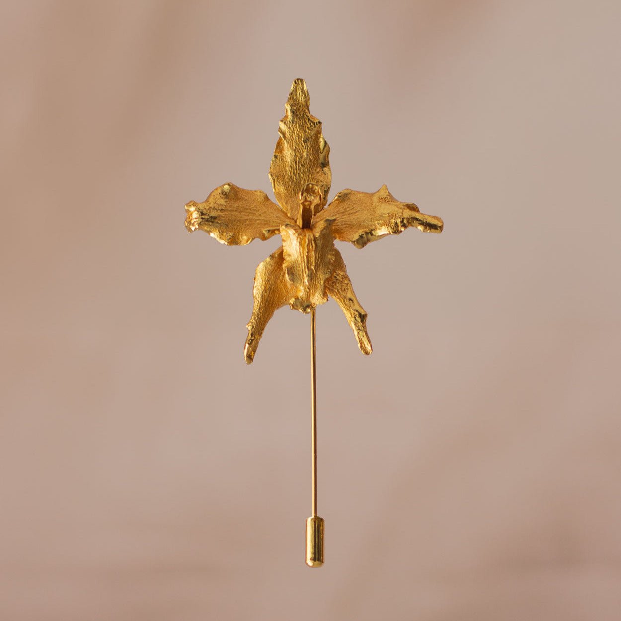 Broche Orquidea Crispum - Joyería Botánica | Liz de la Cruz