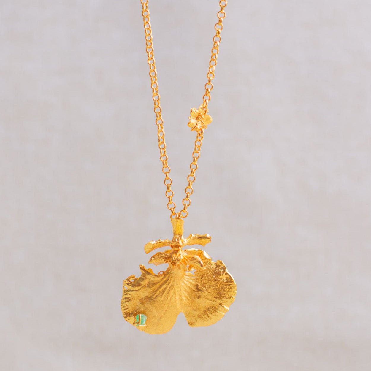 Collar Gargantilla Orquidea Dama Danzante - Joyería Botánica | Liz de la Cruz
