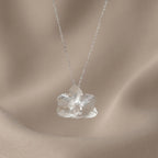 Collar Gargantilla Orquidea Phalaenopsis Baby Plata Ecologica - Joyería Botánica | Liz de la Cruz
