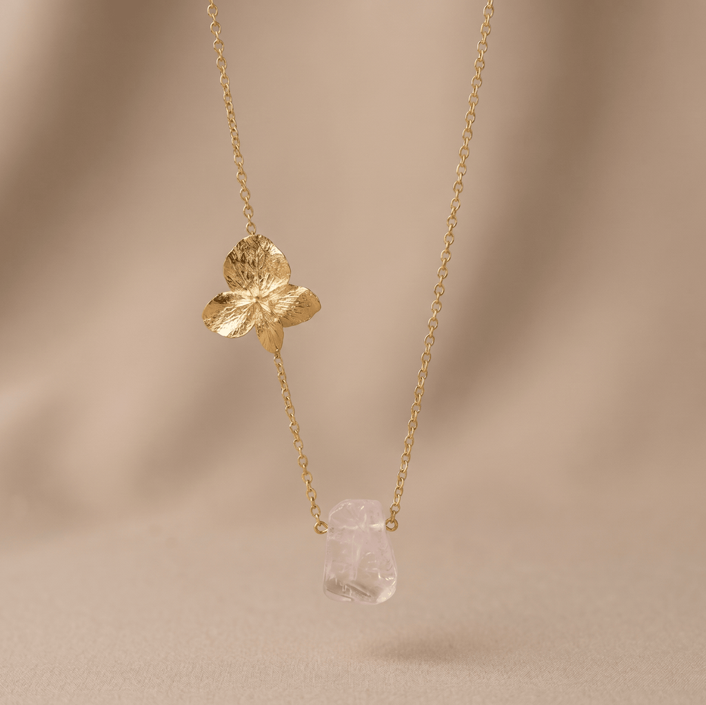 Collar Hortensia Cuarzo Grande - Joyería Botánica | Liz de la Cruz