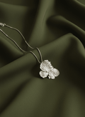 Gargantilla Flor Hortensia Plata Ecológica - Joyería Botánica | Liz de la Cruz