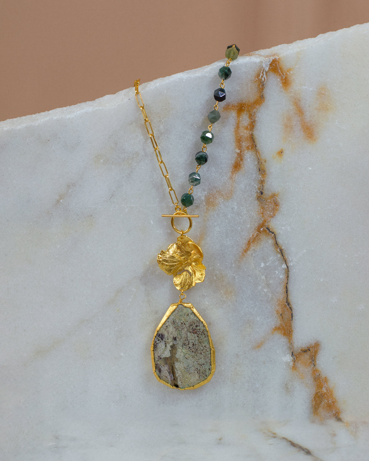 Collar Cuarzos Hortensia