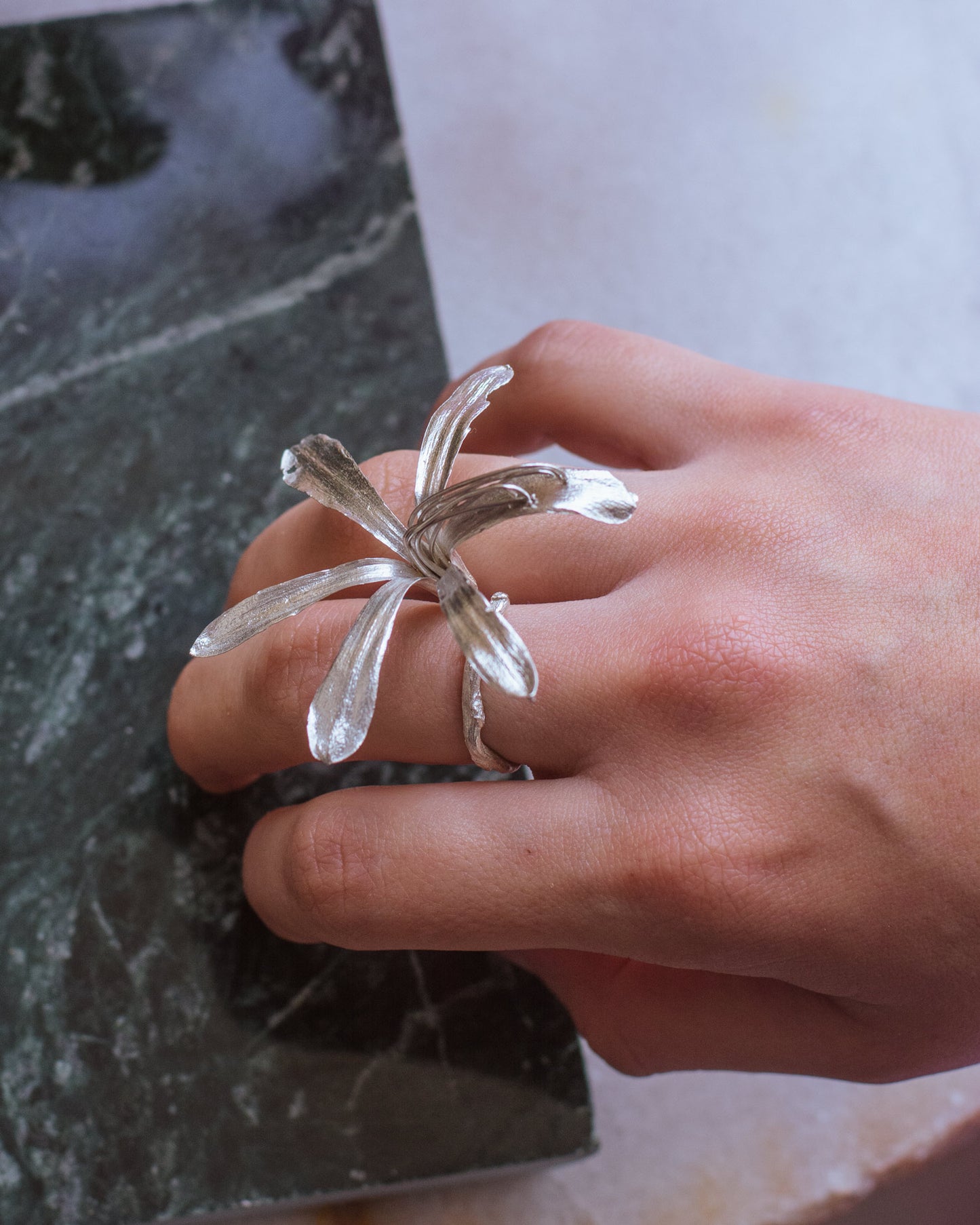Anillo Lirio Agapanto Plata Ecológica