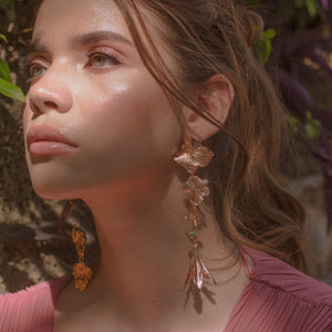 Aretes Largos Hortensia Lirios