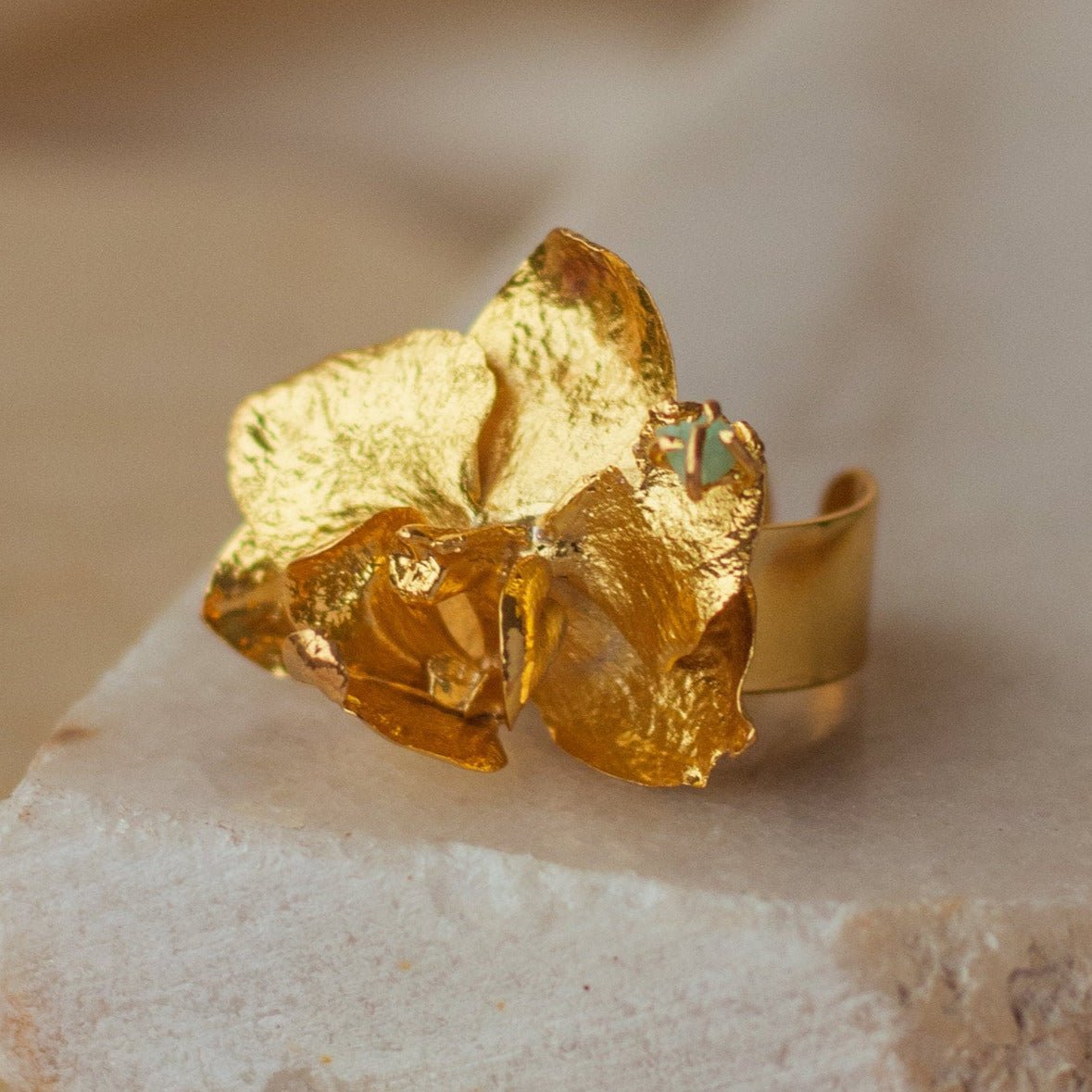 Anillo Orquidea Phalaenopsis Baby Esmeralda - Joyería Botánica | Liz de la Cruz