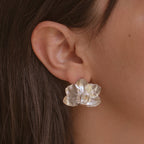Aretes Topo Orquidea Phalaenopsis Baby Plata Eco - Joyería Botánica | Liz de la Cruz